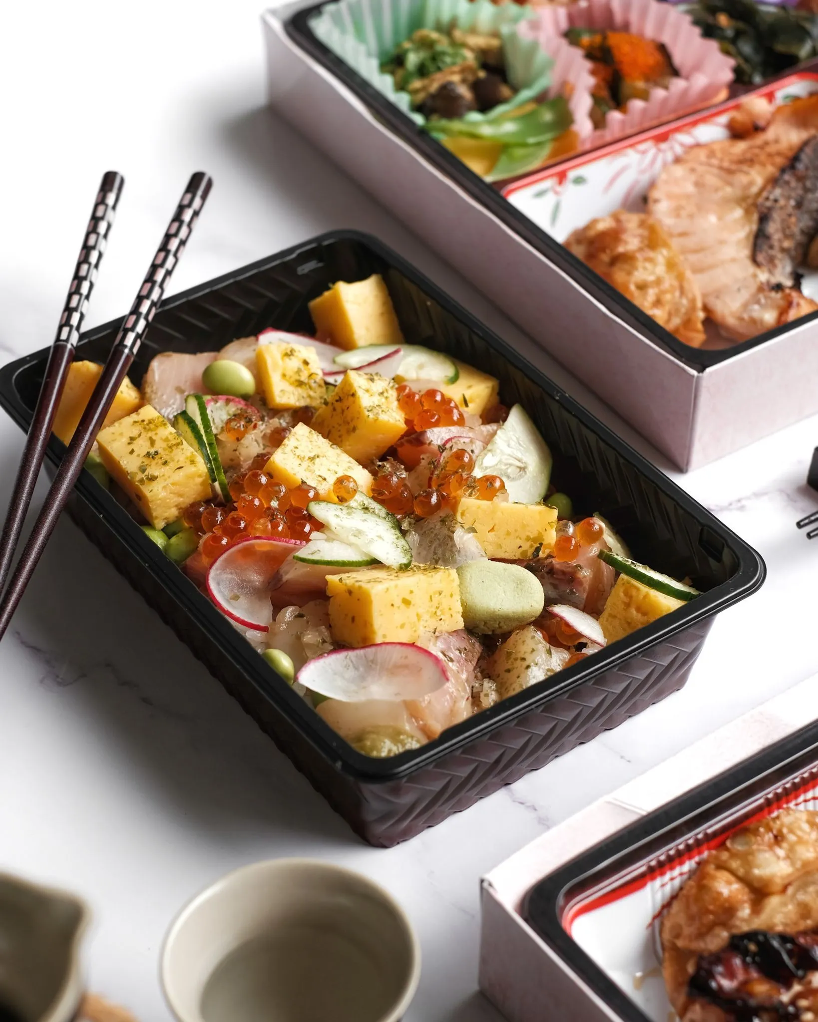 Gluten & Lactose-Free Lacquer Box Bento