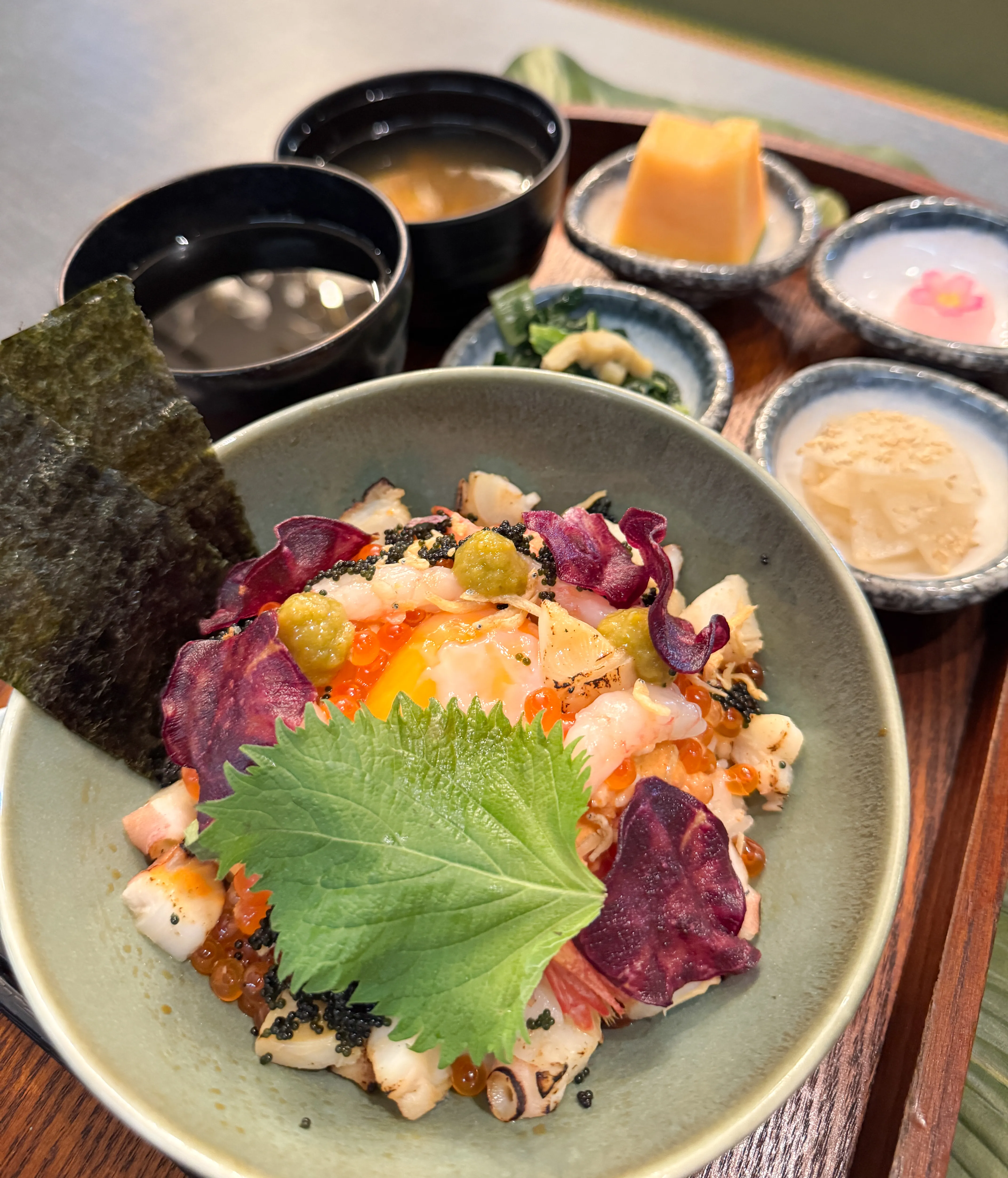 hokkaido-crab-and-ikura-don